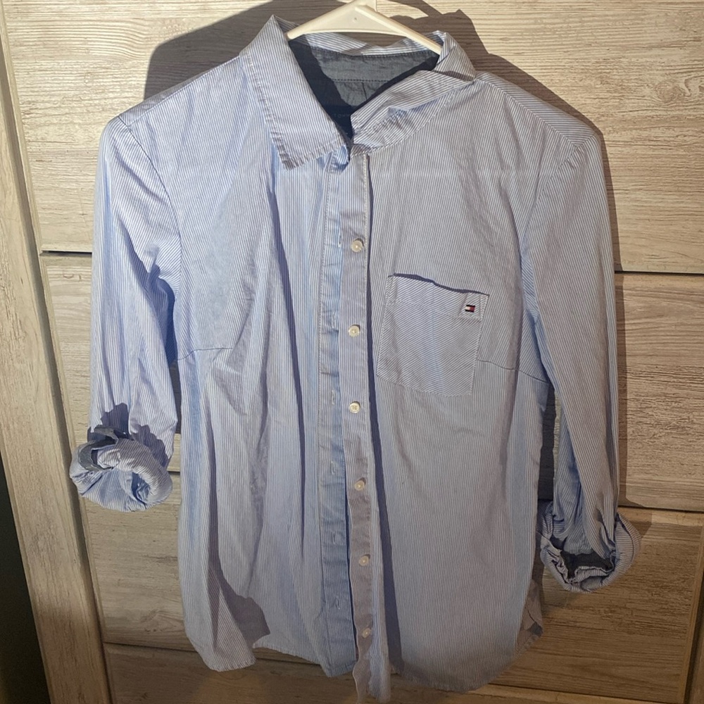 Tommy Hilfiger button up dress shirt Small/Petite